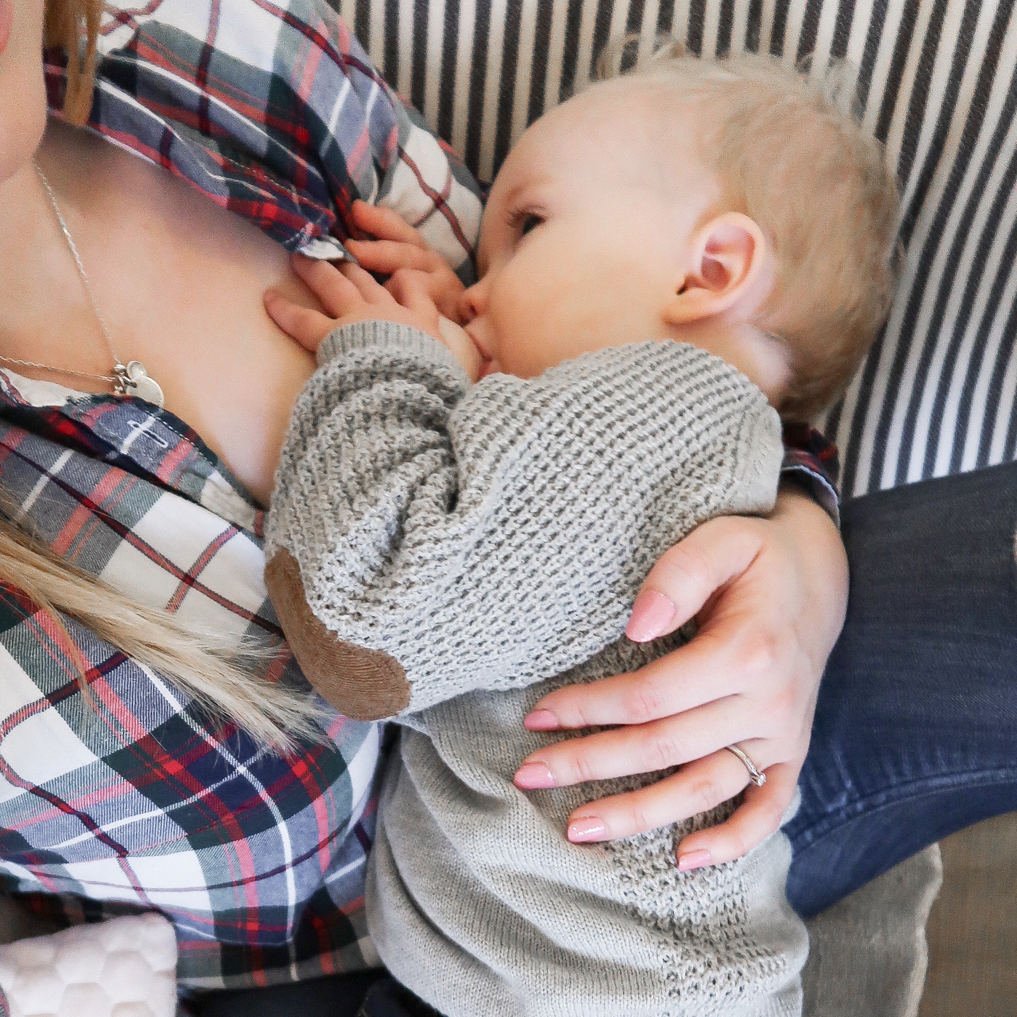 Read more about the article Still Here, Still Breastfeeding